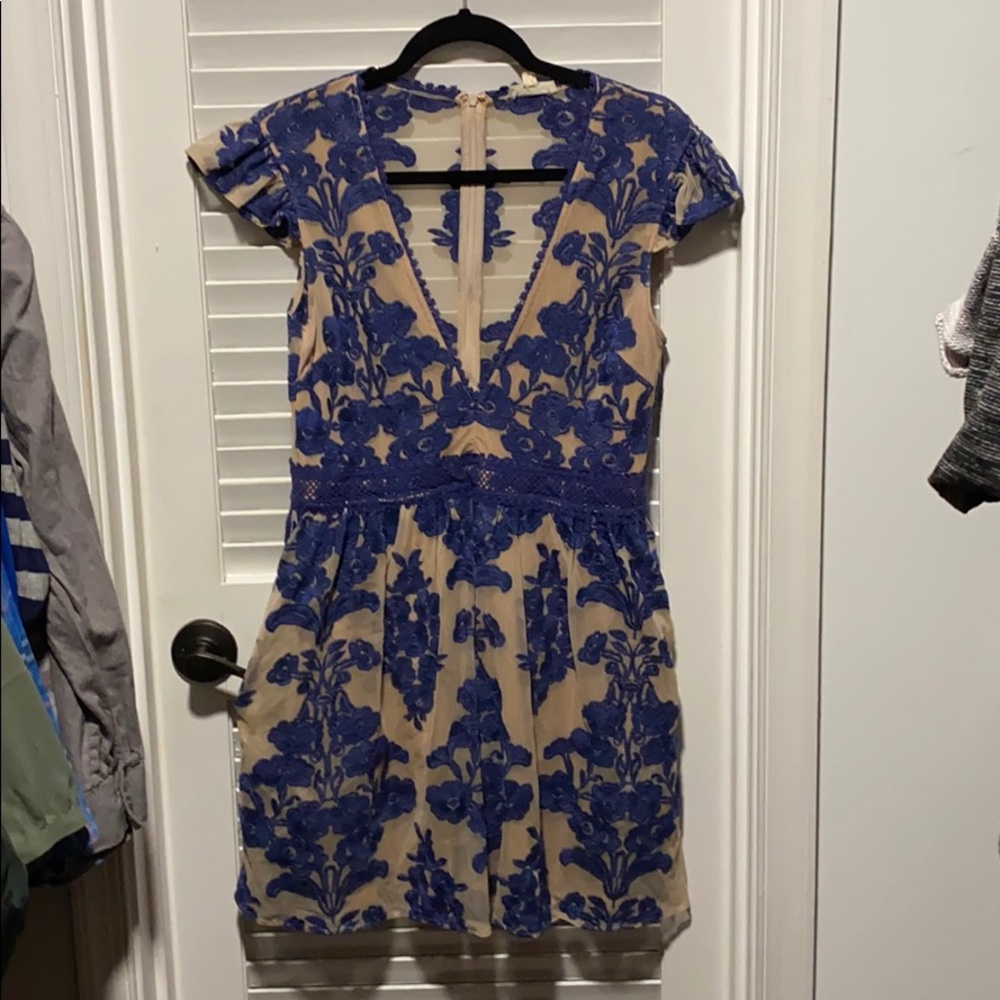 Nude and blue lace dress, low cut WITH POCKETS!